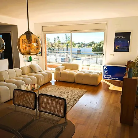 Apartman Large Luxury With Shared Pool
