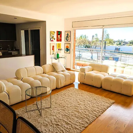 Apartman Large Luxury With Shared Pool Sitges